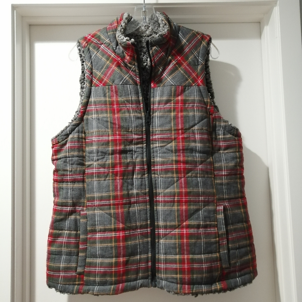 Maurices Womens Plaid Fleece Reversible Vest - Size XL